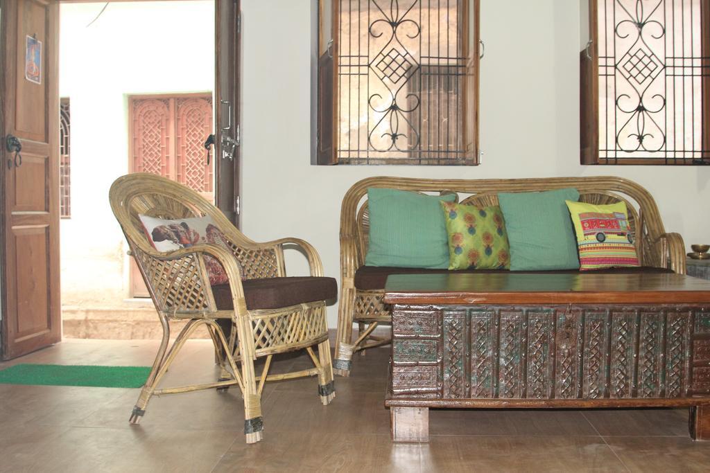 Lotus Paying Guesthouse Varanasi Dış mekan fotoğraf
