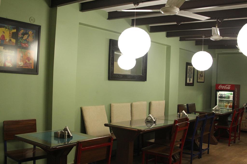 Lotus Paying Guesthouse Varanasi Dış mekan fotoğraf