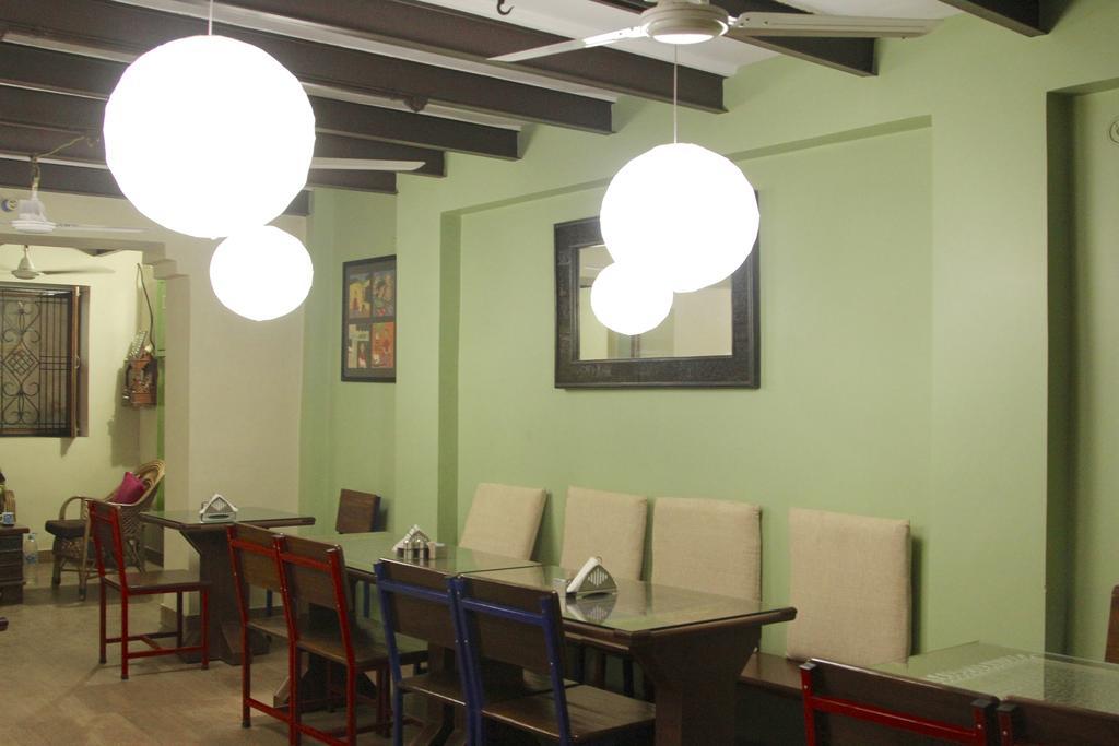 Lotus Paying Guesthouse Varanasi Dış mekan fotoğraf