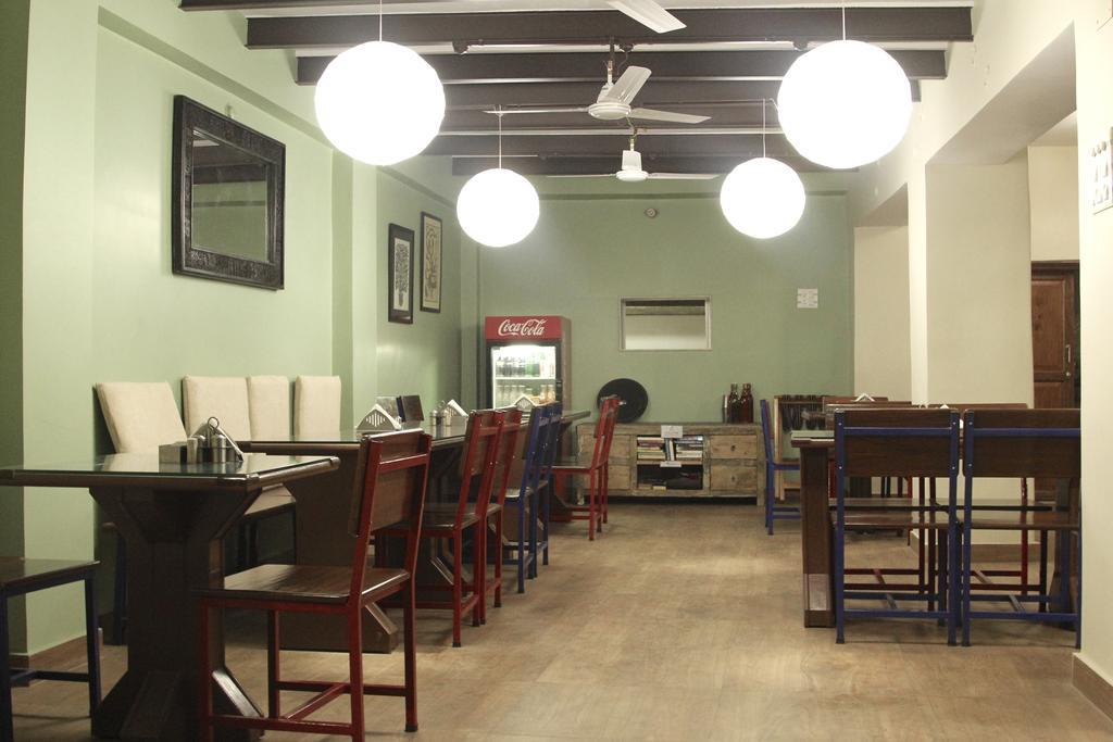Lotus Paying Guesthouse Varanasi Dış mekan fotoğraf