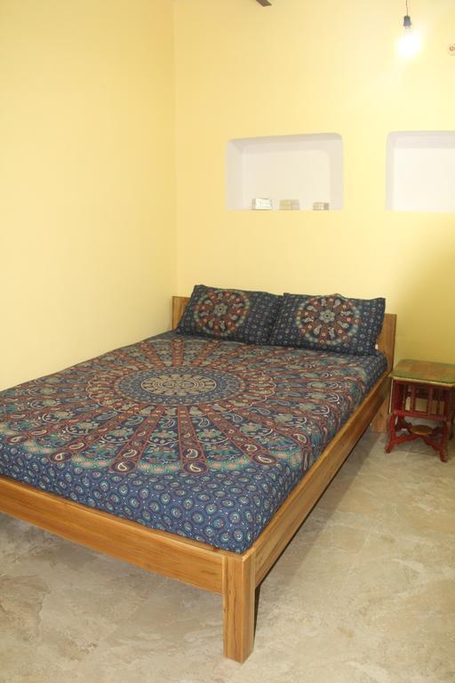 Lotus Paying Guesthouse Varanasi Dış mekan fotoğraf